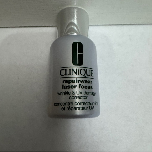 Clinique Other - Clinique Repairwear Laser Focus Wrinkle Corrector 15ML